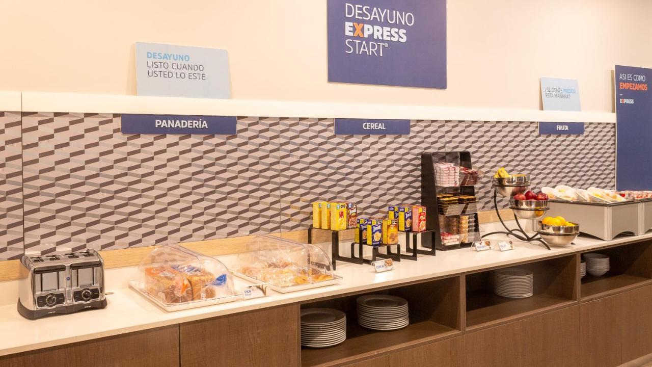 Holiday Inn Express & Suites - Tijuana Otay By Ihg Екстер'єр фото
