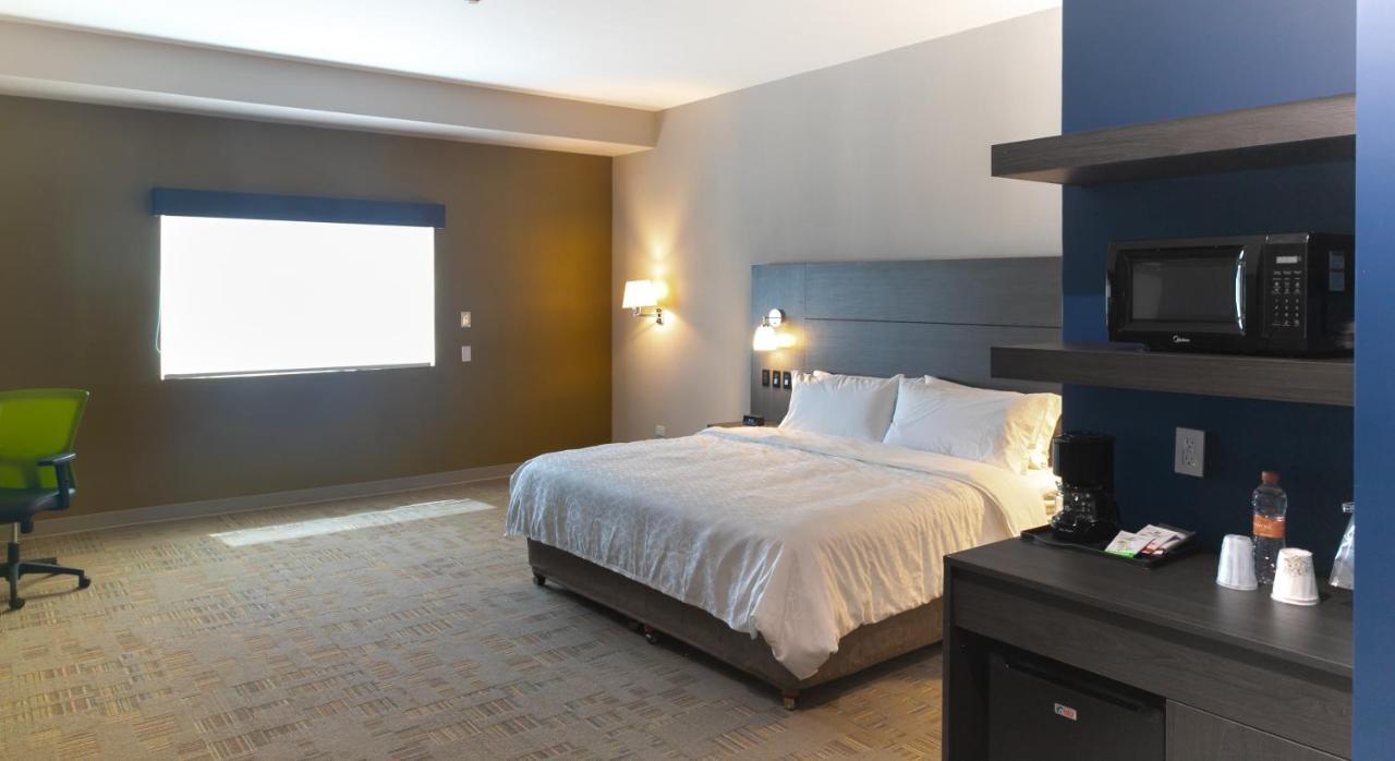 Holiday Inn Express & Suites - Tijuana Otay By Ihg Екстер'єр фото