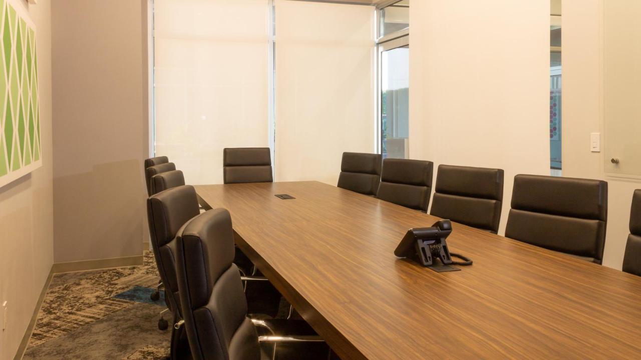 Holiday Inn Express & Suites - Tijuana Otay By Ihg Екстер'єр фото