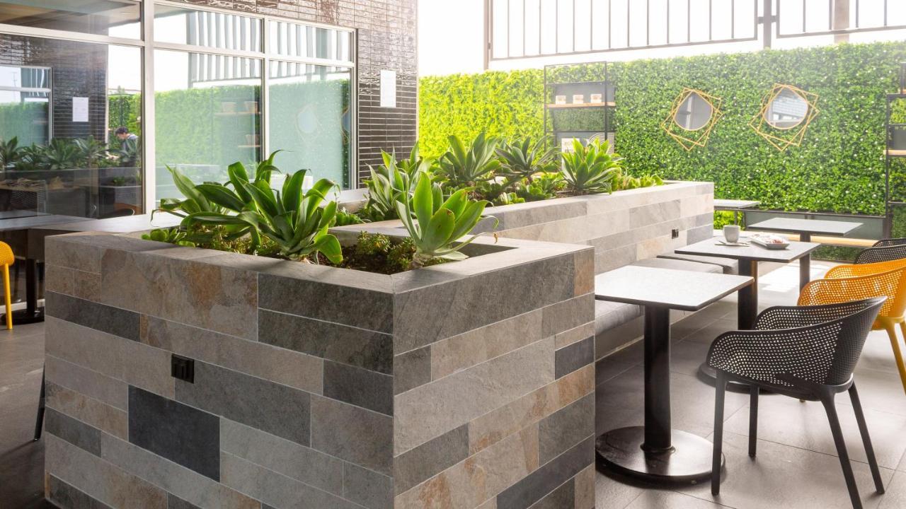 Holiday Inn Express & Suites - Tijuana Otay By Ihg Екстер'єр фото