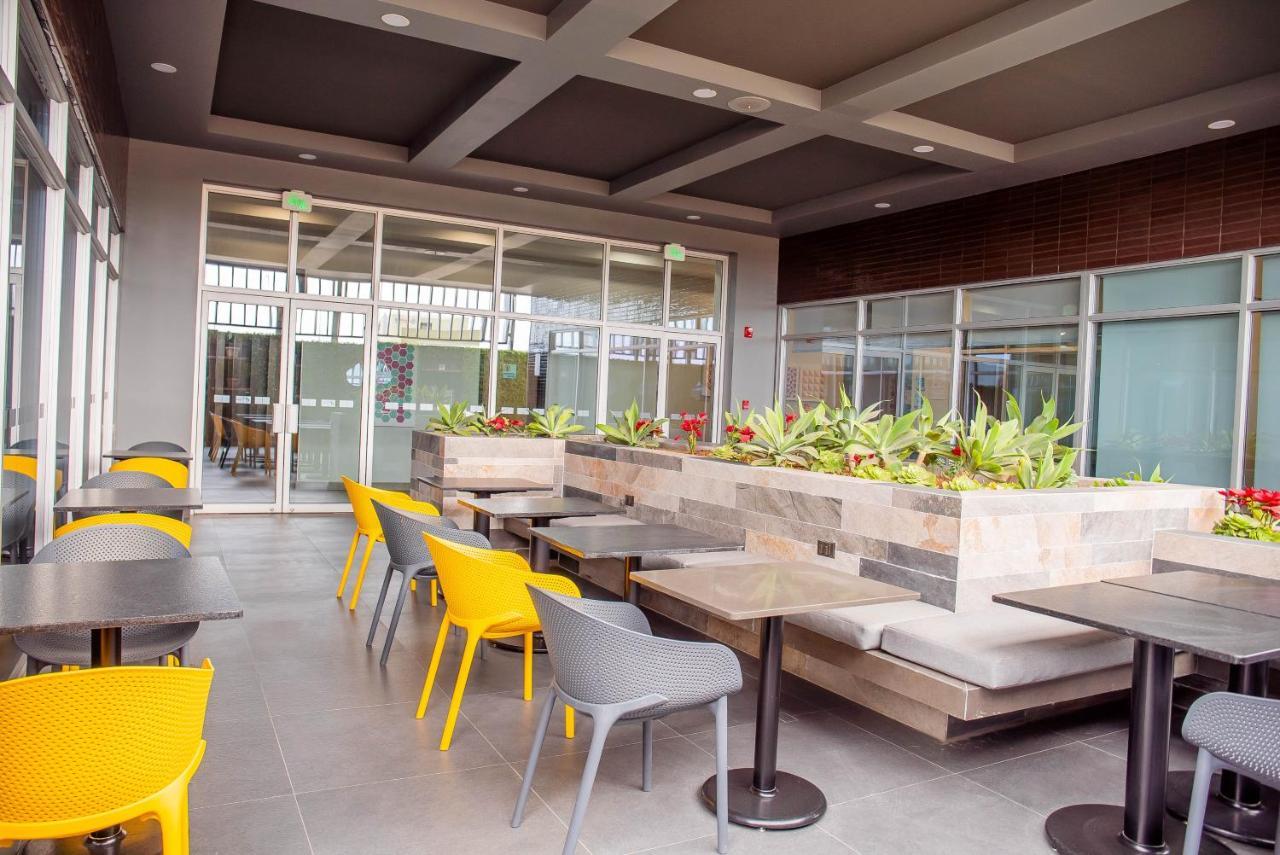 Holiday Inn Express & Suites - Tijuana Otay By Ihg Екстер'єр фото